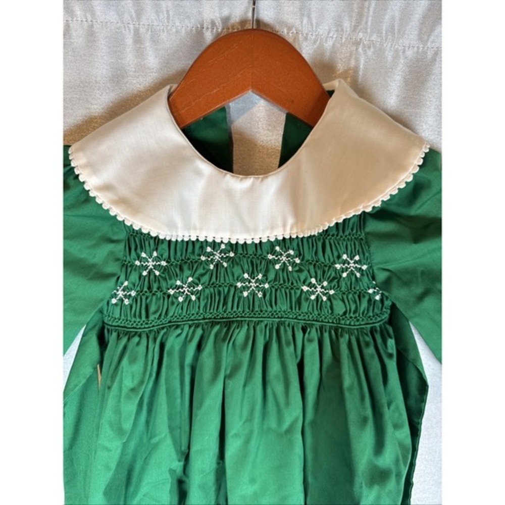 Polly Flinders Green‎ Smocked Snowflake Holiday Dress Toddler Size T2 - Picture 2 of 8